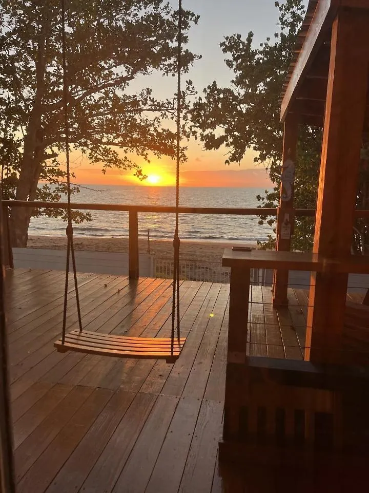 فيلا Coastal Oceanfront Hideaway W 3Br & Private Deck ماياغيز